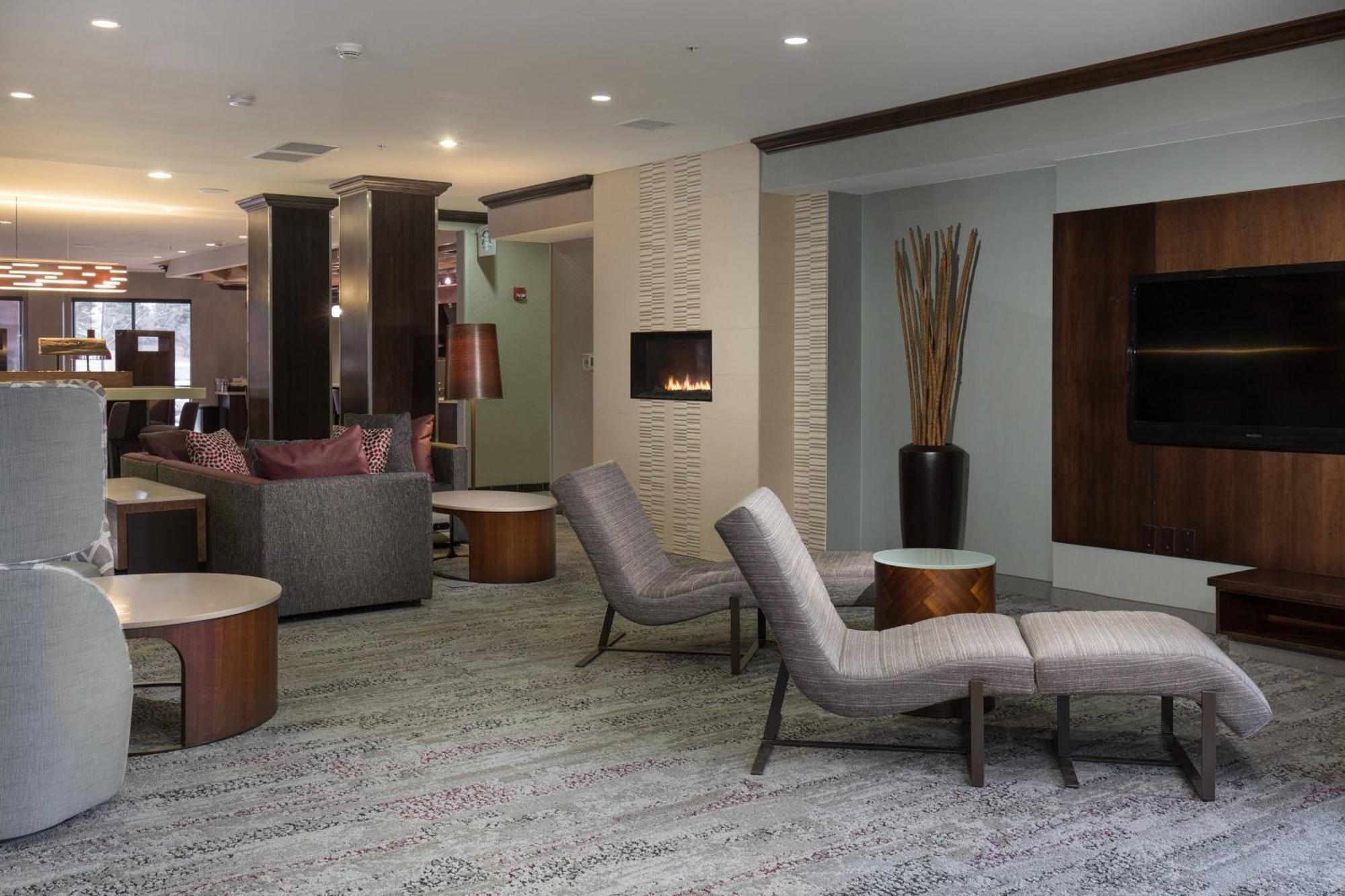 מלון ווסט דה מוין Courtyard Des Moines West-Jordan Creek מראה חיצוני תמונה